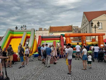 Suche baseny z piłeczkami 