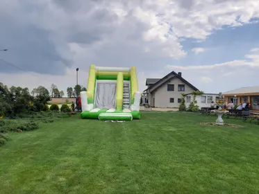 Dmuchane zjeżdżalnie