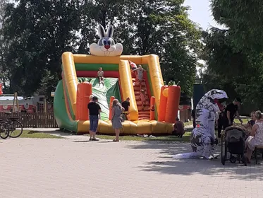 Dmuchane zjeżdżalnie